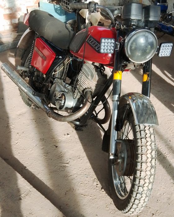 Продам Иж планета 5