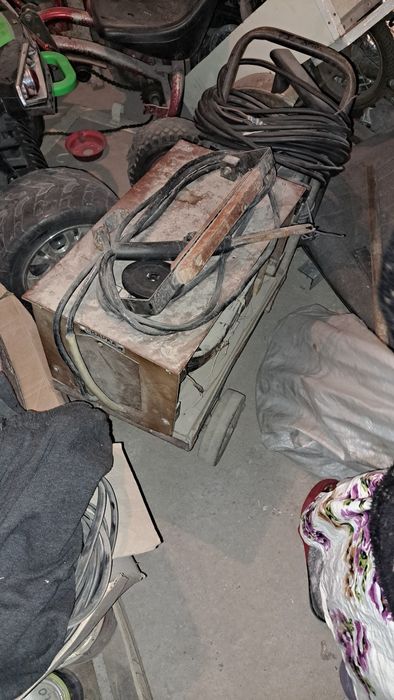 Продаю Сварка аппарат. Сварочный аппарат