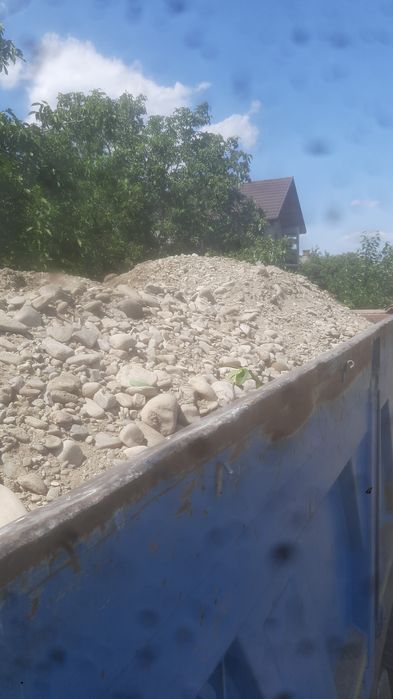 Vând piatră, nisip, sort nisip,nisip concasat pentru șapebalast, pămân