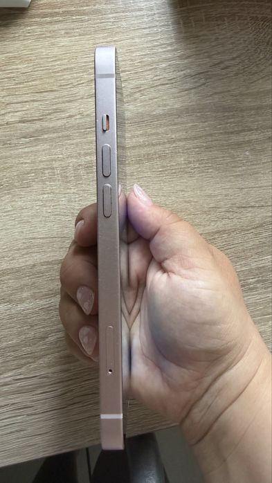 Продам iphone 13 розовый , 256 гб