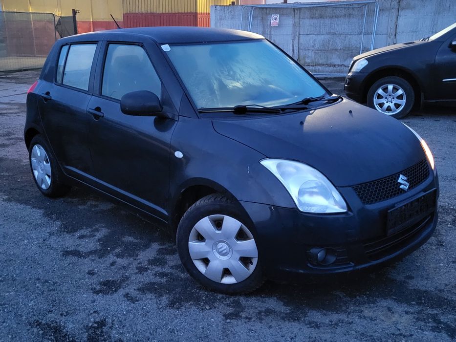 Suzuki swift 4x4 1.3 benzina 162000 km Anul 2008  Încălzire scaune Car