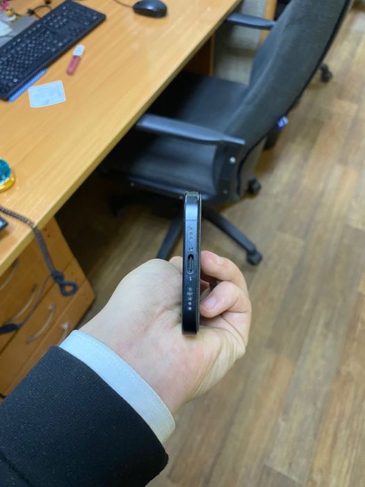 IPhone 16 в хорошем состоянии