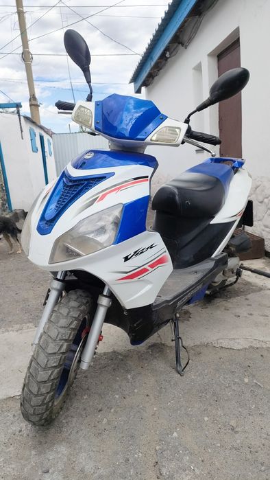Продам скутер  SCORPION YM50-8A
