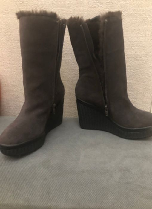 Продам зимние сапожки