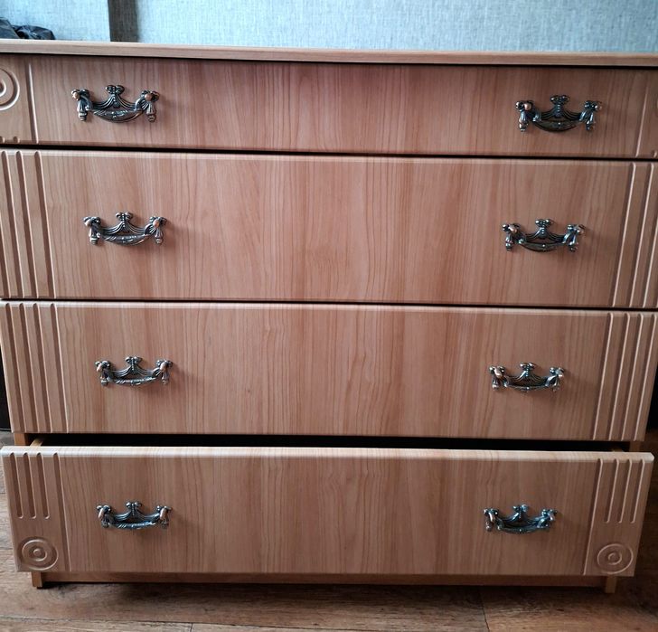 Комод в очень хорошем состоянии