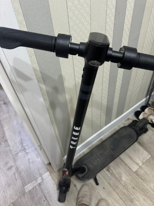 Продам электро самокат