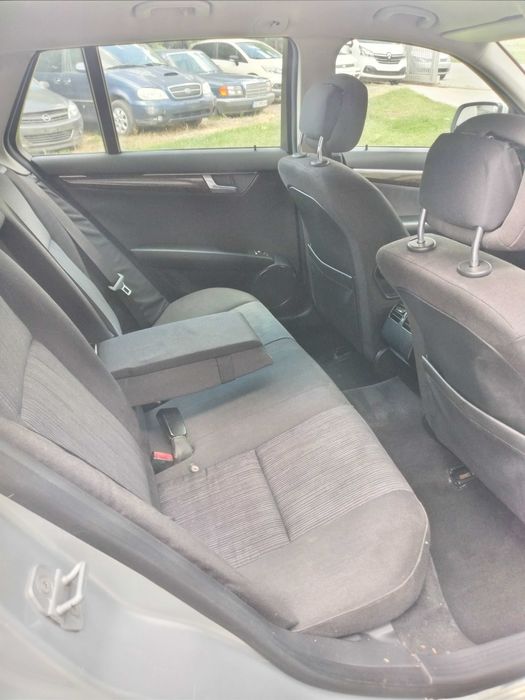 Продава Ц 220 АВТОМАТИК