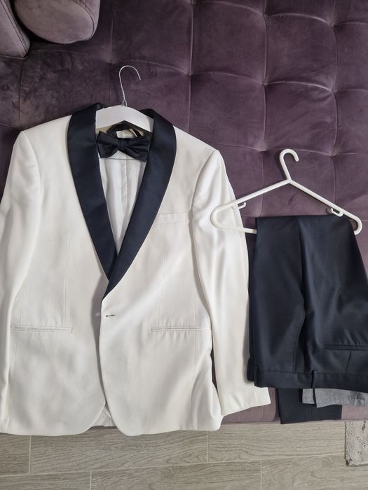 Costum de nunta pentru mire