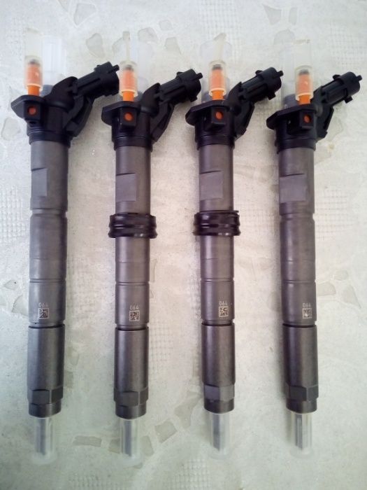 Injectoare Iveco Fiat Citroen jumper3.0 JTD , euro 5 AVEM POMPA INALTA