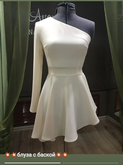 Продам блузу с баской!