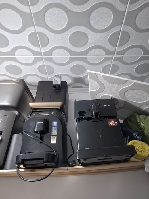Vand aparate cafea pentru piese