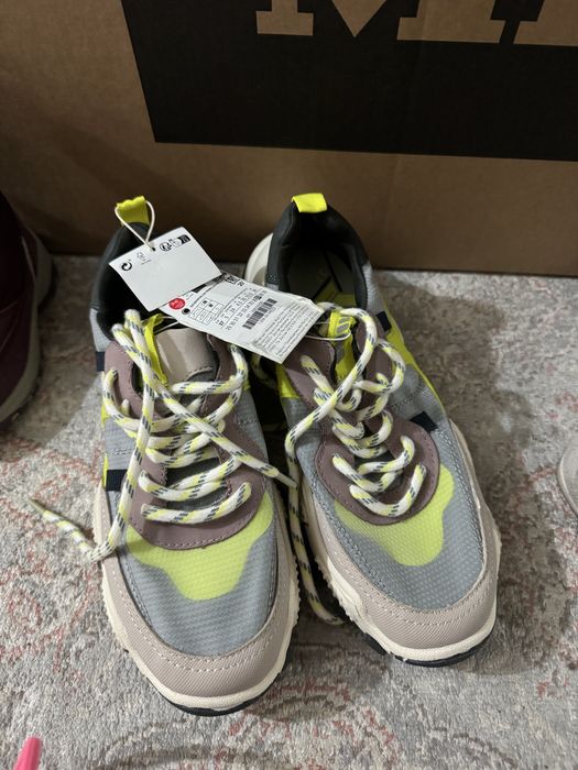 Кроссовки Зара новые