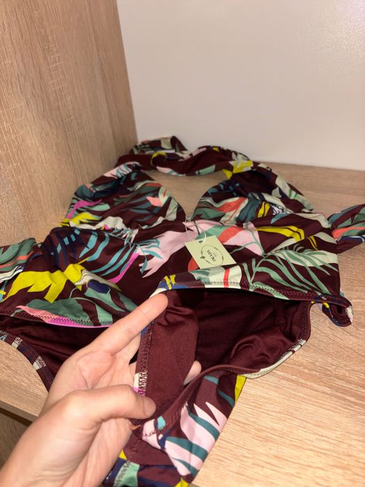 Costum de baie prada tropical întreg