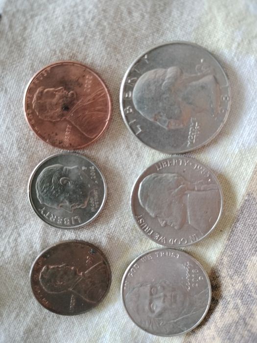 Всякакви монети .