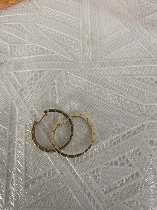 Серьги золотые Вулгари 3,3 гр.  за 160 000тг