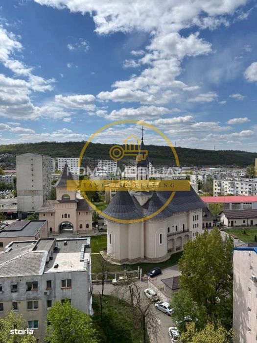 Apartament cu 3 camere/ 72mp/ zona Alexandru cel Bun