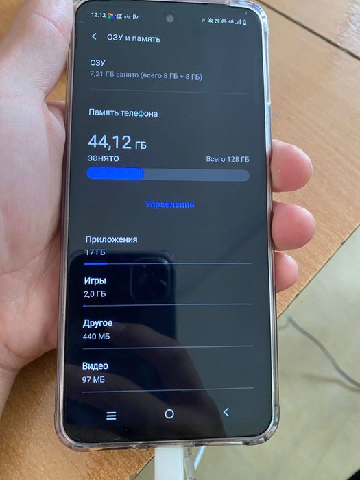 Продается vivo срочна новый