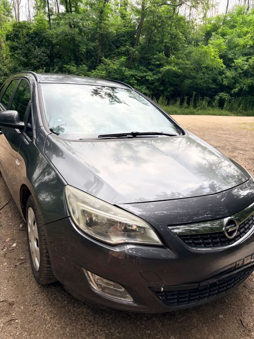 OPEL Astra 2011 — imagine 2
