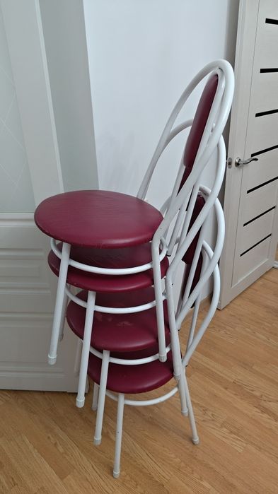 Продам стулья 4шт