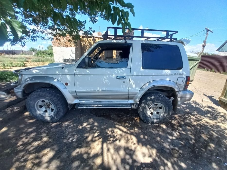 Продается Mitsubishi Pajero 1995 г.