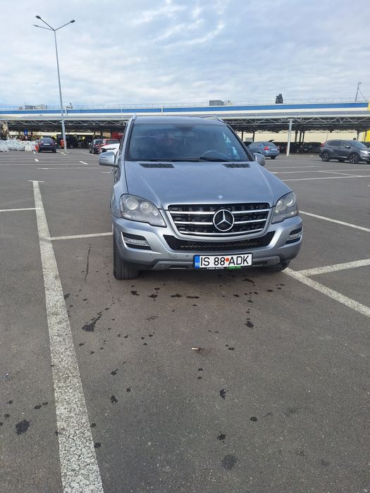 MERCEDES-BENZ ML-Class