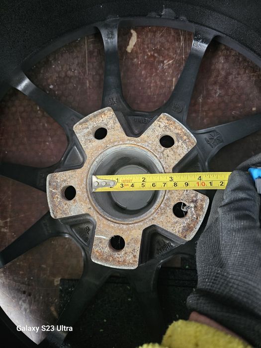 Vand jante MOTORSPORT R19 in doua Latimi...