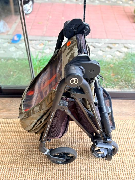 Cărucior Cybex Melio Carbon Olive sport + suport pahar original