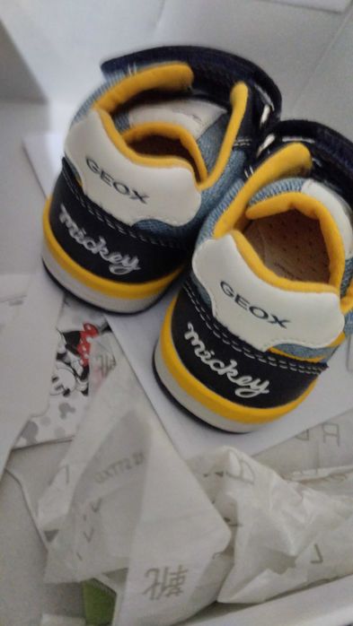 Бебешки маратонки 18 номер Disney GEOX