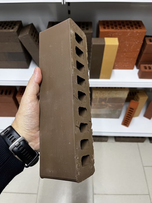 Кирпич половинка и евро