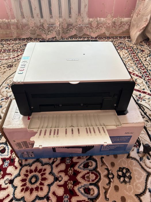 Продам МФУ Ricoh
