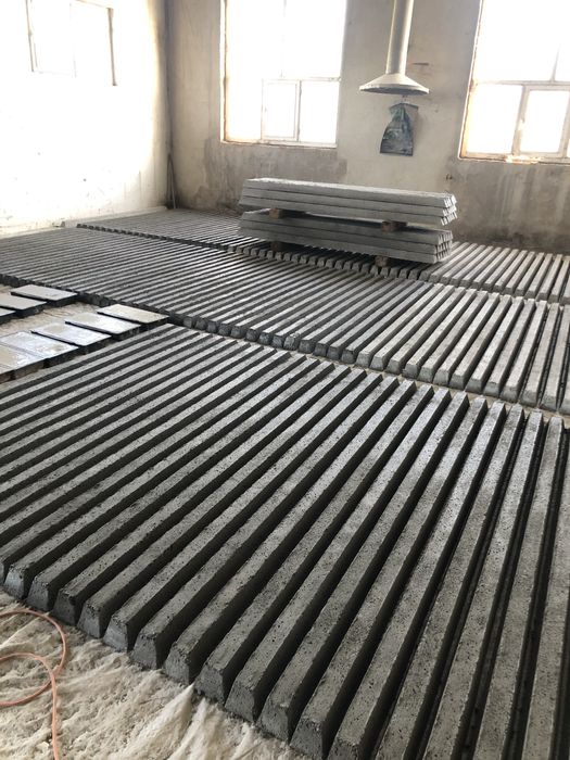 Stalpi beton 2m / 2,4m NOI