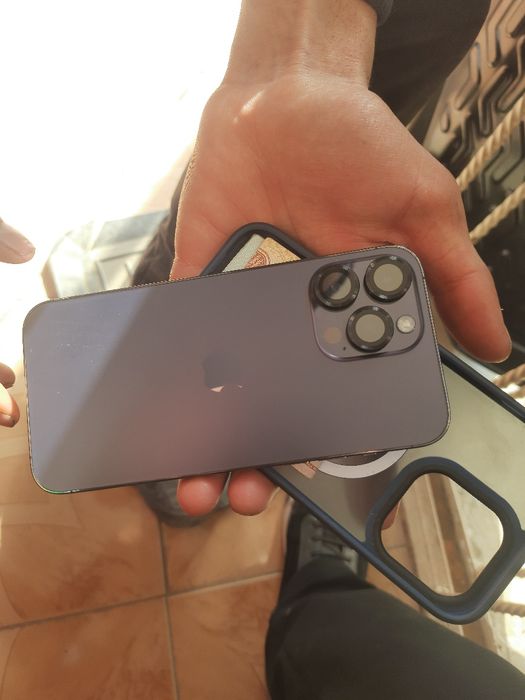 Iphone 14 pro max ideal usta kòrmagan!
