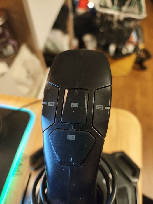 Джойстик Logitech Attack 3