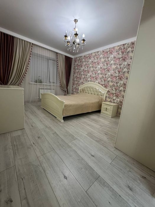 Продам срочно 4 комнатную квартиру