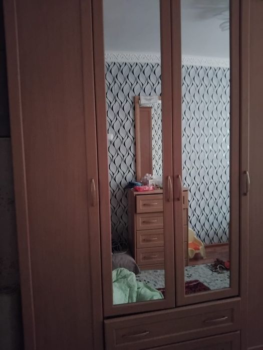 Продаются мебель шкаф50000