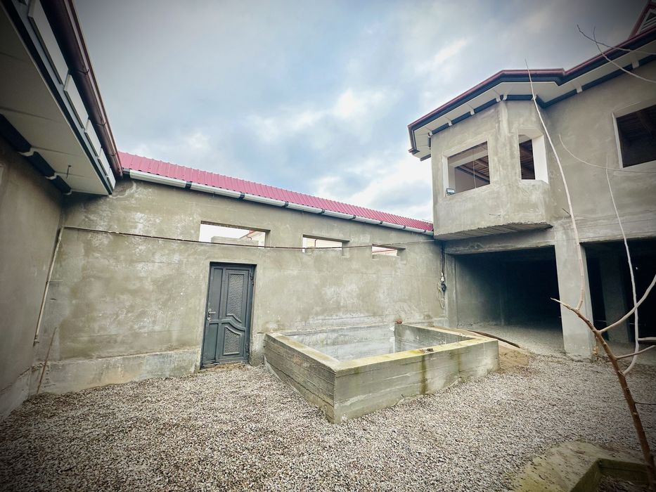 Ховли наъмунали коттедж