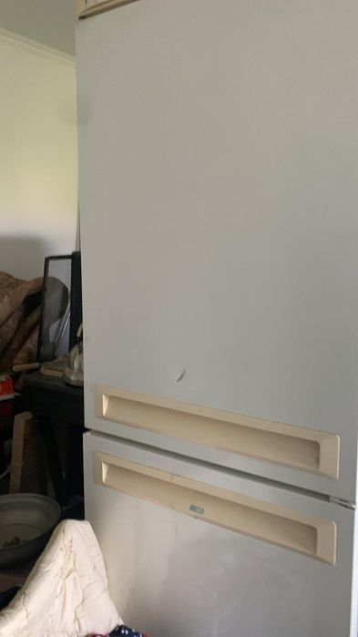 Продаём холодильник