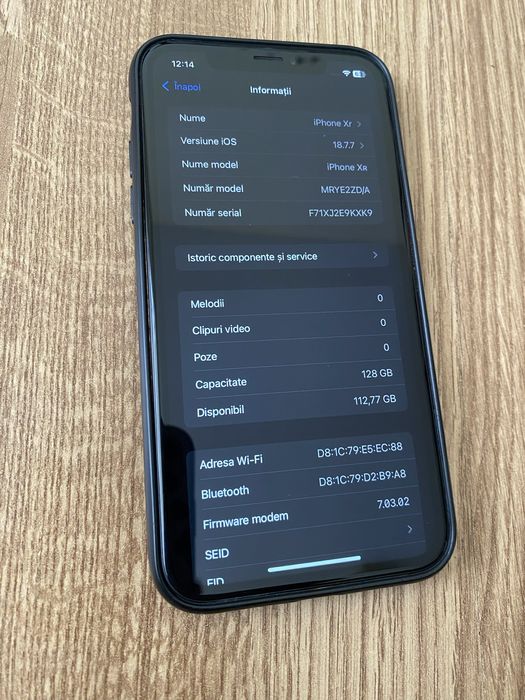 Telefon iPhone XR 128gb m cu incarcator si cablu usb.