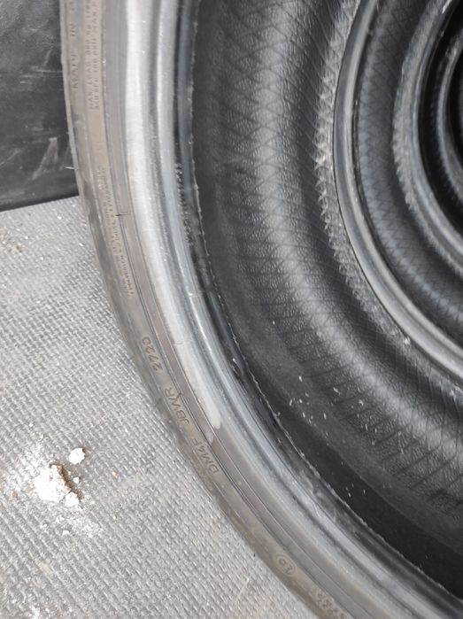 225/45/18 Dunlop