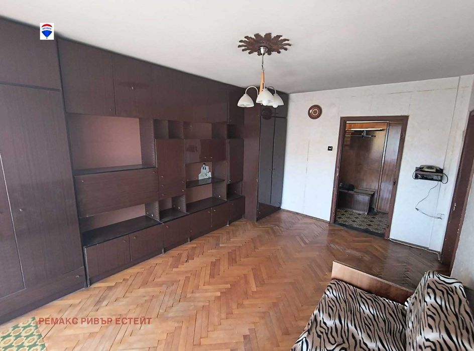 Продава се Тристаен апартамент в Русе, Родина 2 - 80 кв.м за 988 €/кв.м - Снимка #3