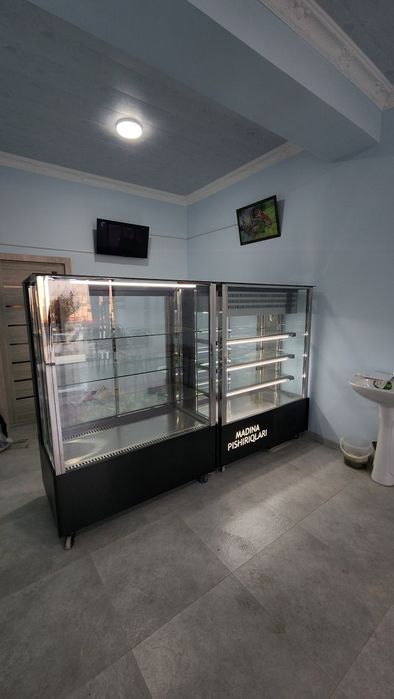 Холодильник витрина