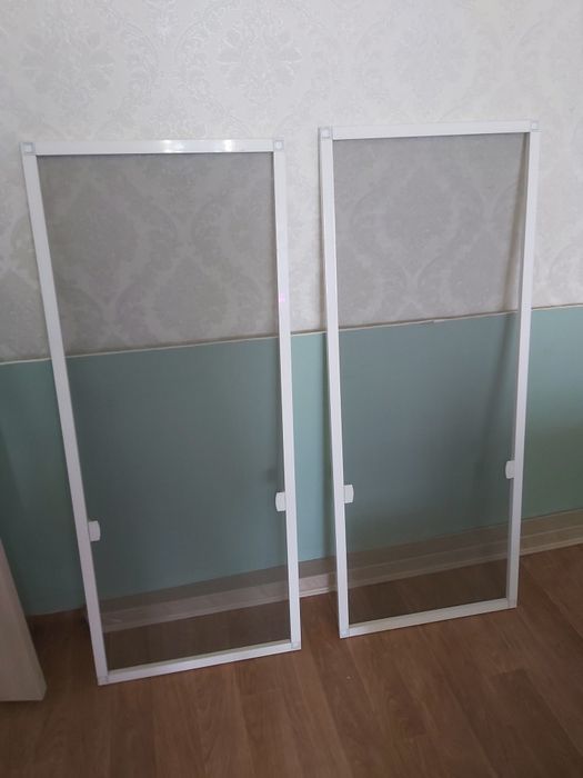 Продам москитные сетки б/у
