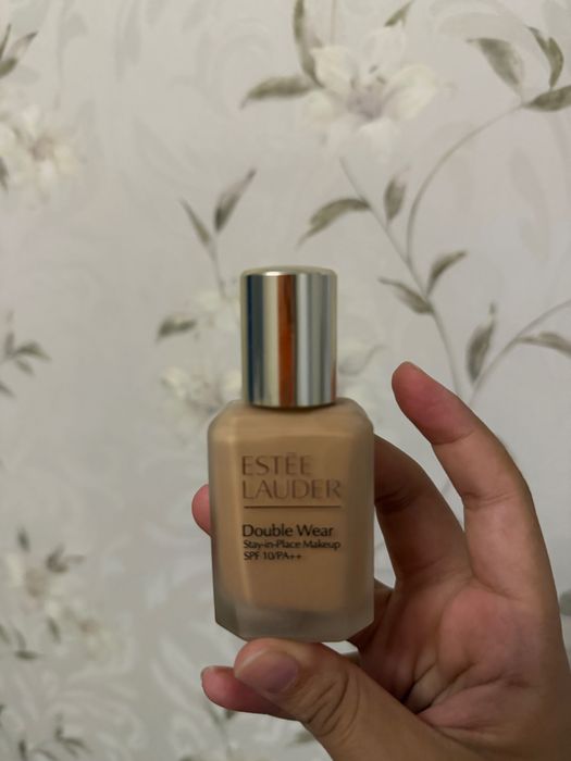 Продам тональный крем Estée Lauder