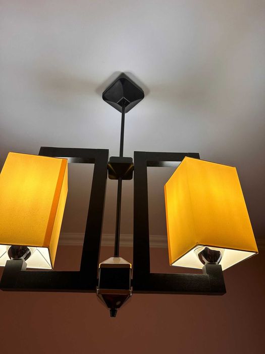 Vand set lustra si 2 veioze achizitionate de la Mobxpert