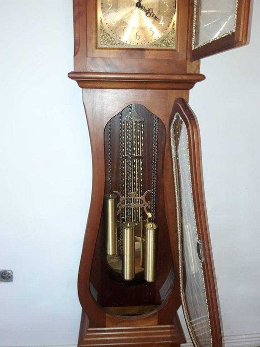 Ceas de podea Tempus Fugil de colectie cu doua greutati si pendula