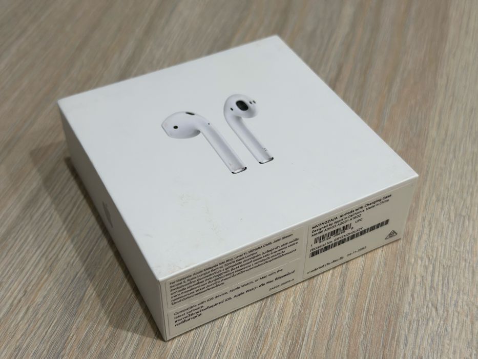Продам AirPods 2