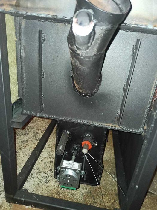 Пелетна камина 15 kW чисто нова