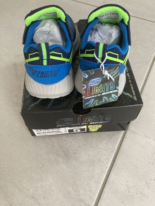 Детски светещи обувки Skechers 21 номер