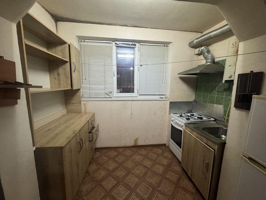 8 мкр 2 бөлмелі пәтер жалға беріледі