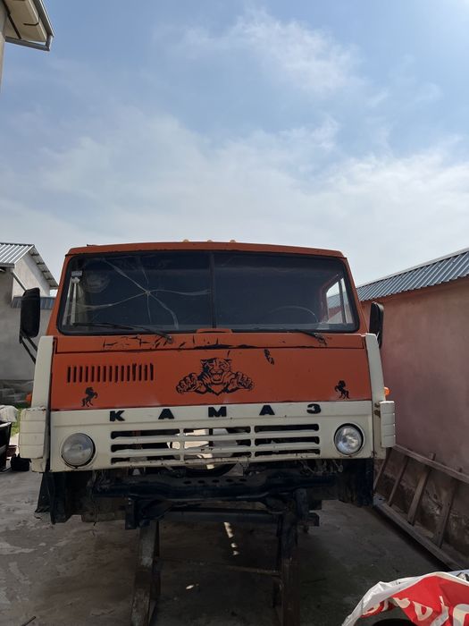 Kamaz samasval sotiladi